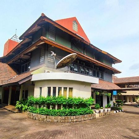 D'Arcici Hotel Plumpang Giacarta Esterno foto