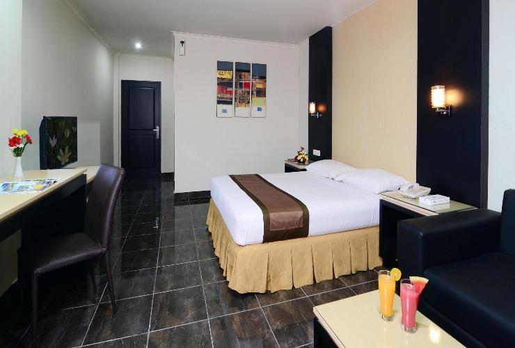 D'Arcici Hotel Plumpang Giacarta Esterno foto